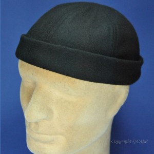 bonnet docker de couleur noir en laine de caban
