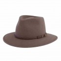 Akubra hats traveler