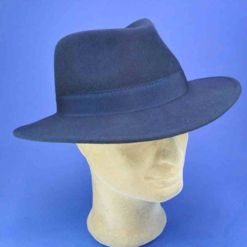 Chapeau en feutre de laine - Marque Boyer. Voir détail en