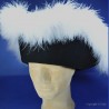 Chapeau Tricorne :  garniture - plume blanche, couleur - noir, taille - 62cm