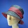 Chapeau pluie bicolore femme : couleur - noir/bordeaux, taille - 55cm