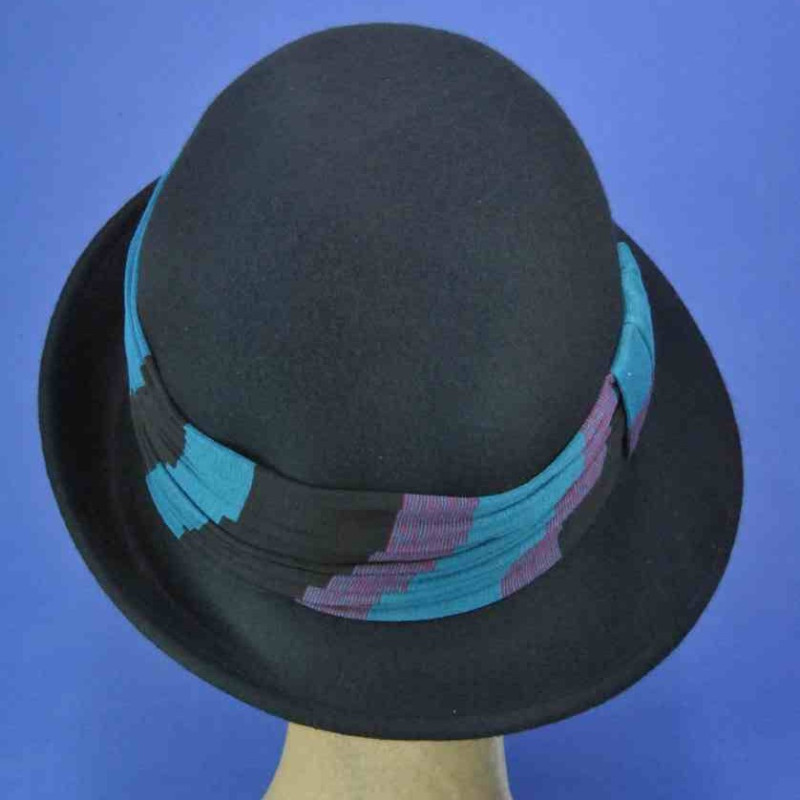 Chapeau type cloche, feutre de laine de qualité Chapeau femme, noir — free download