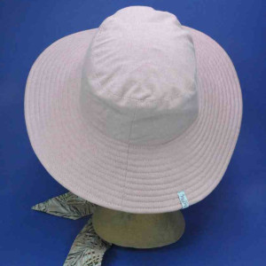 chapeau de soleil réversible avec lacet poudré