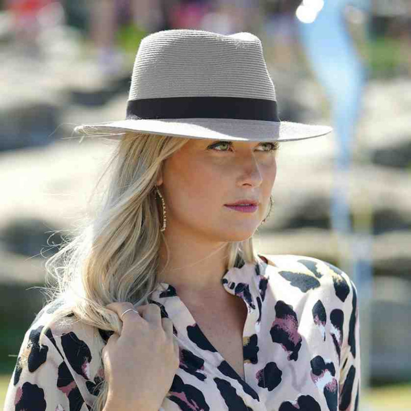 Chapeau anti UV homme femme  bord moyen gris