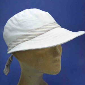 Casquette blanc longue visiére souple en lin et coton pour femme