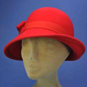 chapeau cloche femme rouge souple - achat chapeau femme Reference : 2358