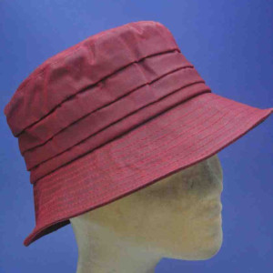 chapeau de pluie femme enduit rouge