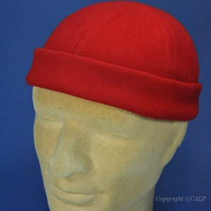 bonnet docker de couleur rouge en laine de caban