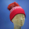 Bonnet laine acrylique rouge avec pompon : couleur - rouge, taille - adaptable de 55 cm à 61 cm